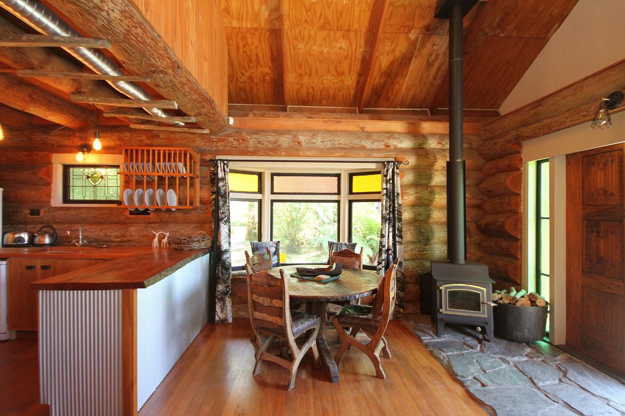 The Log Cabin & Packing Shed Villa Waihi Exterior photo